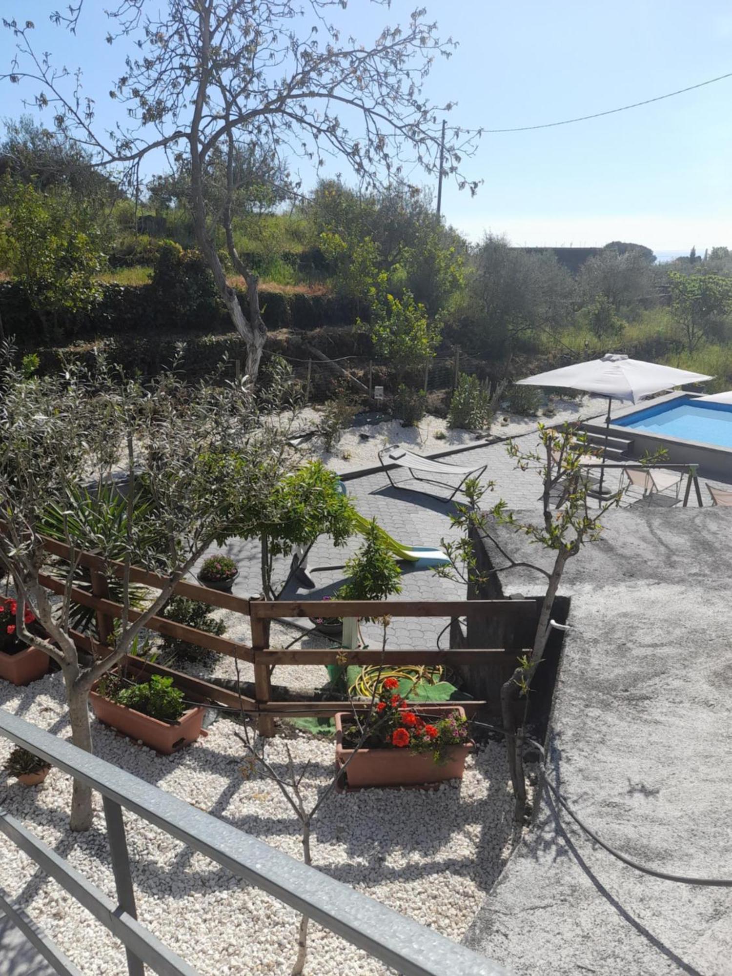 Вилла Sikelia Etna House Цафферана-Этнея Экстерьер фото